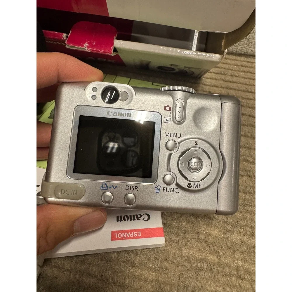 Canon PowerShot A85 Digital Camera 4.0MP 3x Optical Zoom Silver Vintage Bundle